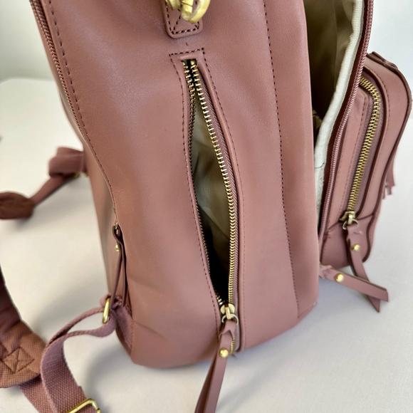 Skip Hop Greenwich Simply Chic Diaper Backpack Dusty Rose Pink - Picture 8 of 13